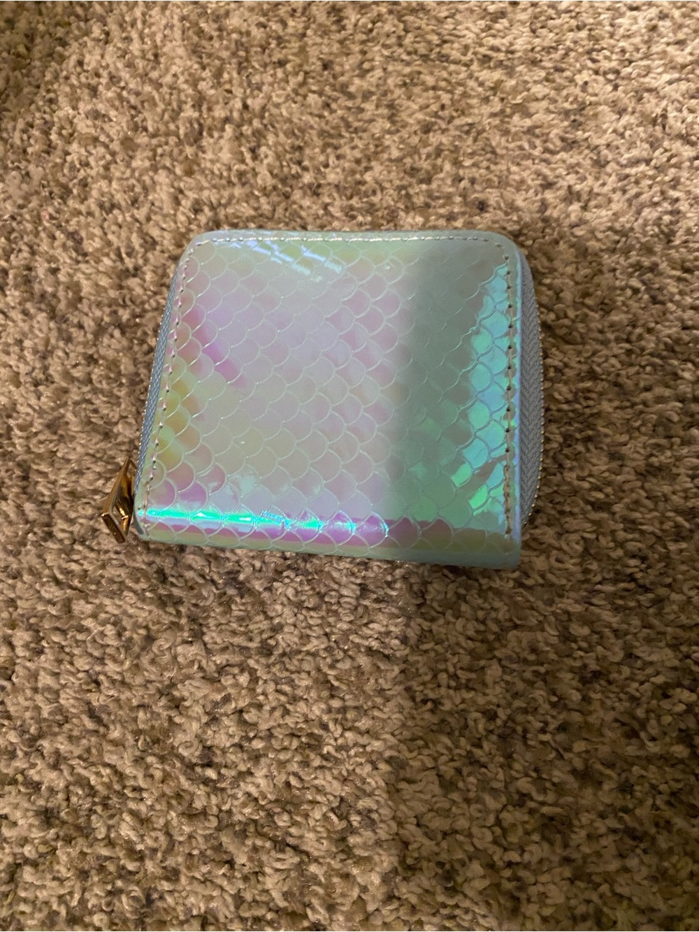 Iridescent Mermaid Scale Zip Wallet - Holographic Light Blue